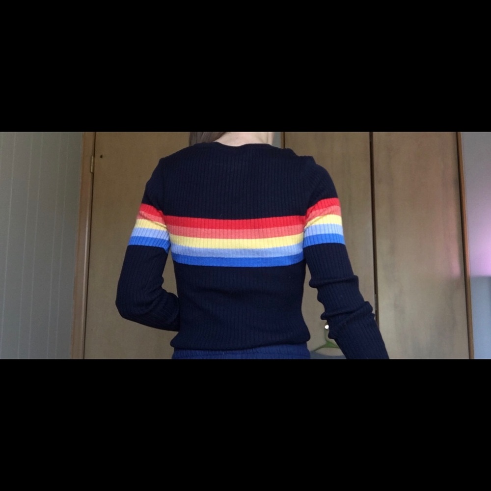 long sleeve tight shirt